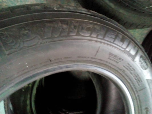 185/65R14 ยางรถเก๋ง ขอบ 14 มี 4 เส้น โทร.081-427-3941