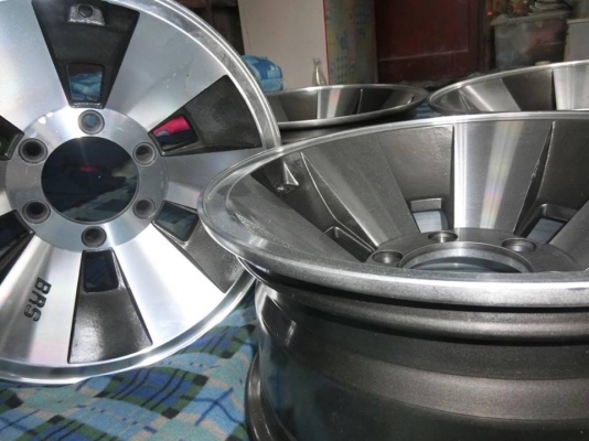 ล้อแม้กเรโทร BRS.japan15x7'' 6รู139 อ๊อฟเซท -15 ของใหม่เก่าเก็บ ล้อแม้กเรโทร BRS.japan15x7'' 6รู139 อ๊อฟเซท -15 ของใหม่เก่าเก็บ