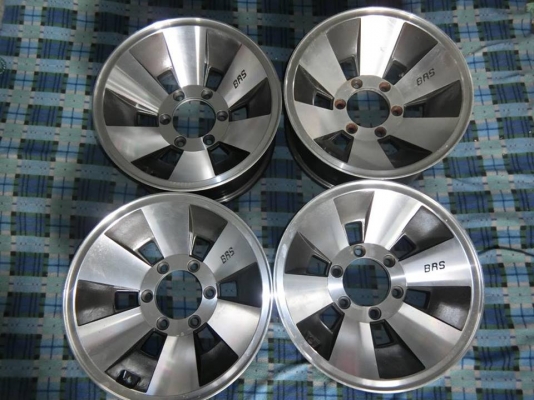 ล้อแม้กเรโทร BRS.japan15x7&#039;&#039; 6รู139 อ๊อฟเซท -15 ของใหม่เก่าเก็บ