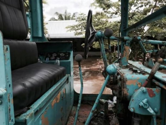 ขายคู่ 595,000 รถเกรดเดอร์ CAT 12E และรถแทรคเตอร์ CAT D4D ขายเหมารวม 2 คัน รถสวยพร้อมใช้ รถอยู่ อำเภอเมือง กำแพงเพชร 090-772-3710 090-772-3708