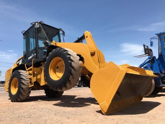 ขายรถตักล้อยาง CAT 910H ปี 2011 (ขนาดเท่า WA100-6) รถนอกนำเข้าจากญี่ปุ่น มีVDOการทำงานครับ
