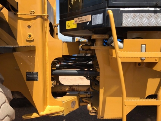 ขายรถตักล้อยาง CAT 910H ปี 2011 (ขนาดเท่า WA100-6) รถนอกนำเข้าจากญี่ปุ่น มีVDOการทำงานครับ