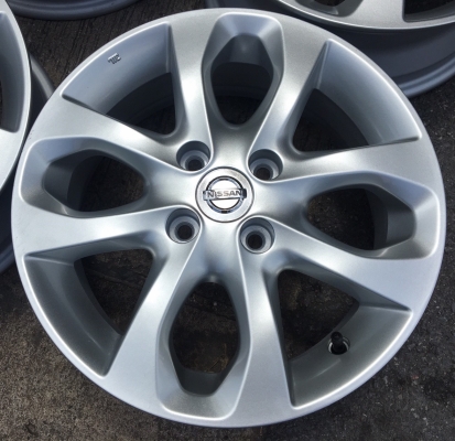 ล้อแม็กป้ายแดง Nissan March mc ขอบ 15 ล้อแม็กป้ายแดง Nissan March mc ขอบ 15