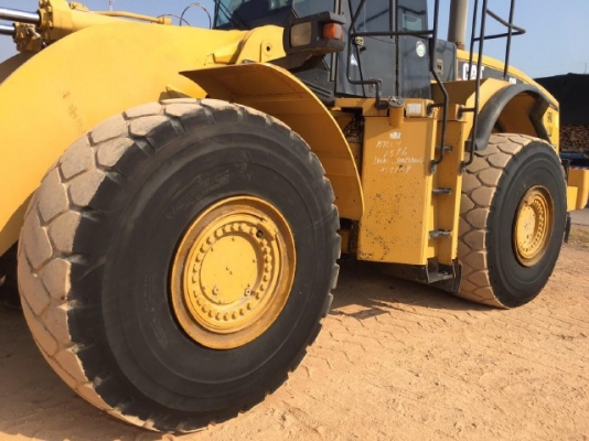 ขายรถตักล้อยาง CAT 980H รถนอกนำเข้าจากญี่ปุ่น สภาพสวยพร้อมใช้งาน มีVDOการทำงานครับ