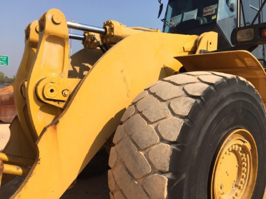 ขายรถตักล้อยาง CAT 980H รถนอกนำเข้าจากญี่ปุ่น สภาพสวยพร้อมใช้งาน มีVDOการทำงานครับ
