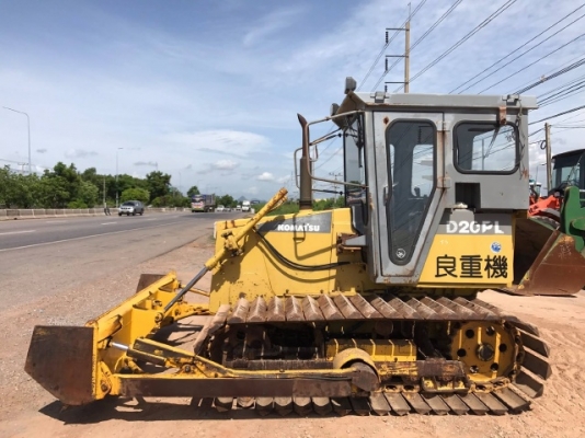 ขายรถดันดิน KOMATSU D20PL-7 รถนอกนำเข้าจากญี่ปุ่น สภาพสวยพร้อมใช้งาน มีVDOการทำงานครับ