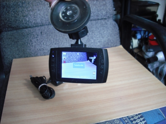 กล้องวงจรปิดติดรถยนต์ Full HD อินฟราเรด 6 ดวง (สีดำ) กล้องวงจรปิดติดรถยนต์ Full HD อินฟราเรด 6 ดวง (สีดำ)