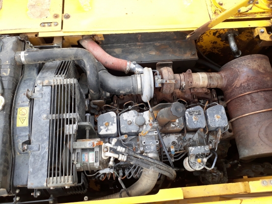 ขายด่วน KOMATSU PC200-7 สภาพสวยพร้อมใช้งาน เครื่องปั้มดีเยี่ยม เฟรมสวย บูมอามสวย ไฟฟ้าสมบูรณ์  แอร์เย็น ระบบไฮดรอลิคดีเยี่ยม เอกสารเล่มทะเบียน สนใจสอบถาม 093-0764943  0883223272 K ตั้ม