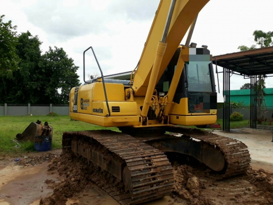 ขายด่วน KOMATSU PC200-7 สภาพสวยพร้อมใช้งาน เครื่องปั้มดีเยี่ยม เฟรมสวย บูมอามสวย ไฟฟ้าสมบูรณ์  แอร์เย็น ระบบไฮดรอลิคดีเยี่ยม เอกสารเล่มทะเบียน สนใจสอบถาม 093-0764943  0883223272 K ตั้ม