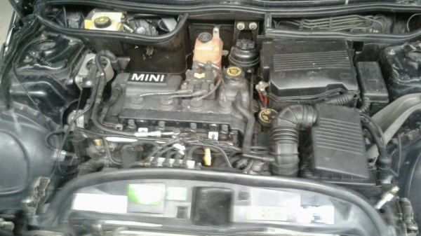 รถเก๋ง mini cooper 2011 (จดประกอบ)พร้อมใช้
