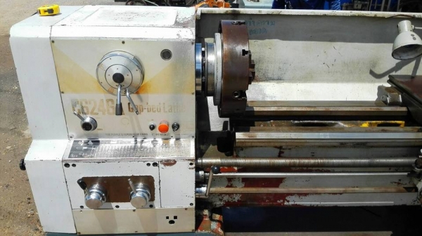 ** SOLD ** เครื่องกลึงจีนรุ่นใหม่ GAB-BED LATHE 6 ฟุต 3 เพลาเบรคนิ้วมิลในตัว 460x1000 รู 3.2&quot; ไฟ 380V