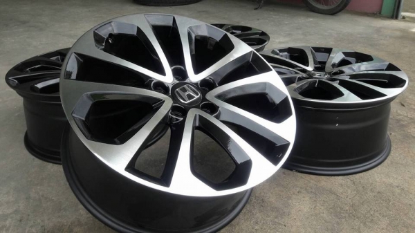 ขายล้อแม็ก accord g9 18"×8" สีดำหน้าเงา สนใจติดต่อร้าน ก.เจริญการยางครับ 081-3747940 ขายล้อแม็ก accord g9 18"×8" สีดำหน้าเงา สนใจติดต่อร้าน ก.เจริญการยางครับ 081-3747940