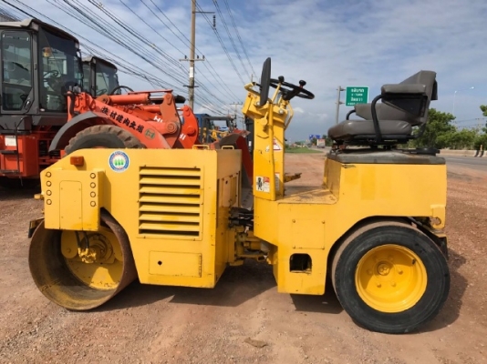 ขายรถบดหน้าเหล็ก หลังยาง SUMITOMO (บดสั่นสะเทือน ขนาด 3.5 ตัน) รถนอกนำเข้าจากญี่ปุ่น มีVDOการทำงานครับ