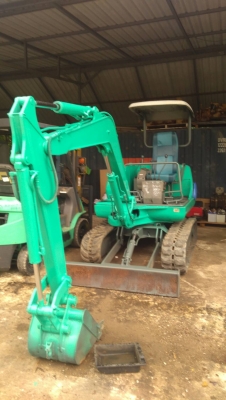 รถแบคโฮ KOMATSU 20 รุ่น 7 รถเก่านอกพึ่งนำเข้า ยังไม่เคยใช้งานในไทย ชม.การทำงาน 2000 กว่า ชม. สภาพพร้อมใช้งาน มี VDO การทำงานให้ชม