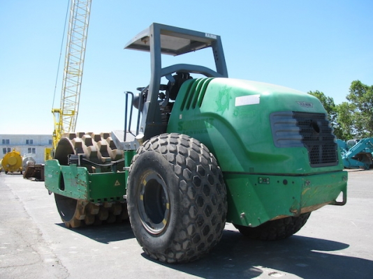 ขายรถบดล้อหนาม HAMM 3410 ปี2008 นำเข้า USA 4,000ชั่วโมง ปีใหม่ๆ ราคาไม่แพง โทร. 092-929-9942 ธีรเทพ ขายรถบดล้อหนาม HAMM 3410 ปี2008 นำเข้า USA 4,000ชั่วโมง ปีใหม่ๆ ราคาไม่แพง โทร. 092-929-9942 ธีรเทพ