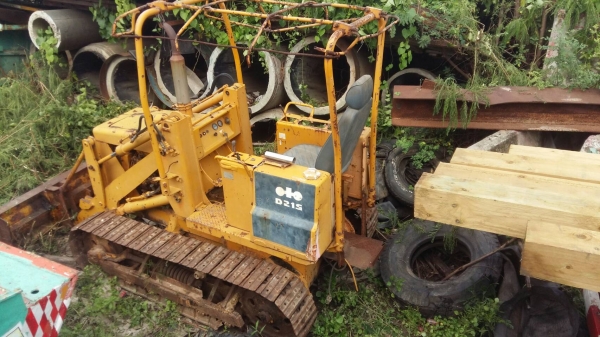 KOMATSU D21S-5
