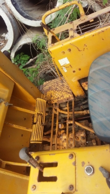 KOMATSU D21S-5