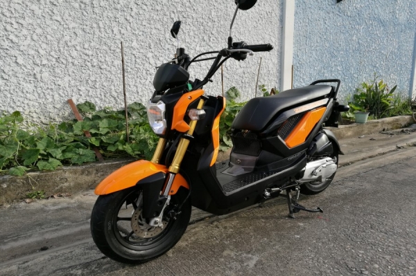 Zoomer x 2015 รถบ้านแท้ เจ้าของคนเดียว เล่มชุดโอนครบ