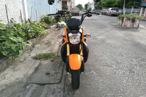 Zoomer x 2015 รถบ้านแท้ เจ้าของคนเดียว เล่มชุดโอนครบ