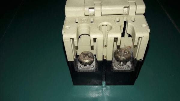 ขาย BREAKER MITSUBISHI MODEL NF125-CW 100A POLE 2P 50HZ ขาย BREAKER MITSUBISHI MODEL NF125-CW 100A POLE 2P 50HZ
