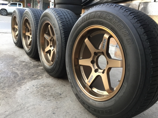 ล้อแม็ก TE 37 ขอบ18 หน้า 9.5-10.5 งาน YUSTA  ของใหม่แกะกล่องรัดยางเปอร์เซ็นต์ 265 60 18 Bridgstone ปี 15 ครบชุด 4 วง 15500