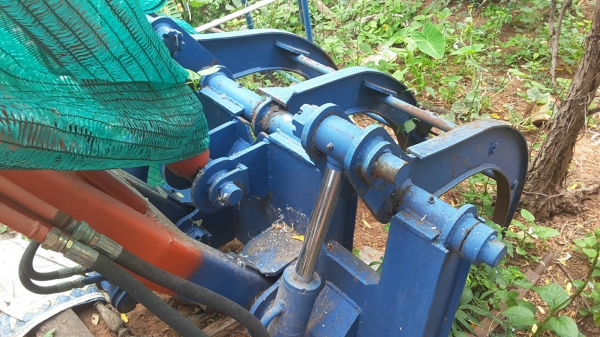 ขายคลีฟเล็ก คลีฟได้ 3-4 ร้อยโล ของมือแรก ใช้งานได้แค่ 3 เดือนถอดออก สภาพสดพร้อมใช้งาน