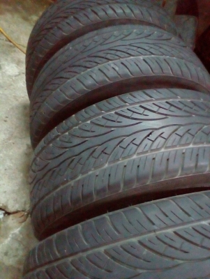 ล้อแม็กCE28 พร้อมยาง 265/40R22 ปี13 แม็กงานของ Cosmisกว้าง10 ชุด 4 ล้อ โทร.081-427-3941
