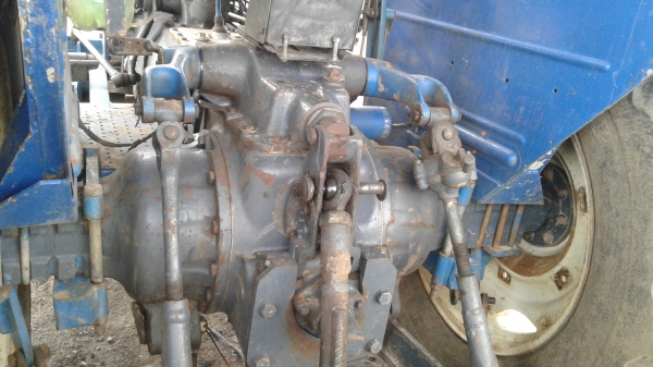 Ford6600 เสื้อเรียบ t3 ตัวเต็ม Ford6600 เสื้อเรียบ t3 ตัวเต็ม