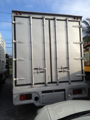 ขายหกล้อตู้แห้ง 3 บาน HINO FC4J เครื่อง JO5C 145 แรง จดทะเบียนปี 2546