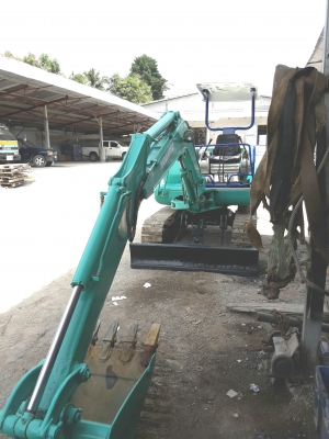 ขายรถแม็คโค pc 30-7