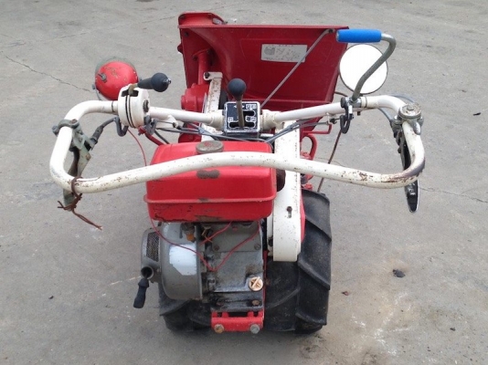 ขายรถเกี่ยวข้าว มัดคอรวง ยี่ห้อ YANMAR รุ่น 2 ล้อ ทำงานง่าย คล่องตัว ขายรถเกี่ยวข้าว มัดคอรวง ยี่ห้อ YANMAR รุ่น 2 ล้อ ทำงานง่าย คล่องตัว