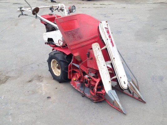 ขายรถเกี่ยวข้าว มัดคอรวง ยี่ห้อ YANMAR รุ่น 2 ล้อ ทำงานง่าย คล่องตัว
