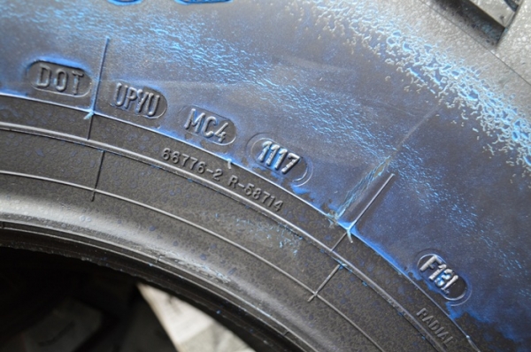 MICKEY THOMPSON DEEGAN 38 285/75R16 ปี17 MICKEY THOMPSON DEEGAN 38 285/75R16 ปี17