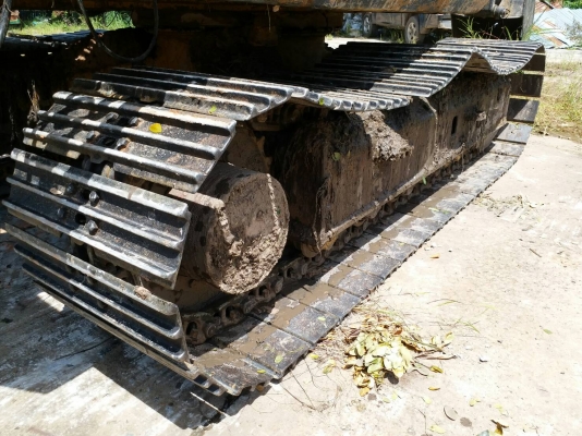 ขาย 275,000 บาท KOMATSU PC 100-3 เครื่องดี ปั้มแรง โซ่ใหม่ เอวแน่นเอกสารชื้อขาย  รถอยู่ จ.สุรินทร์ โทร 093-3376797 อ๊อฟ 101 ไอดีไลน์ ja5657