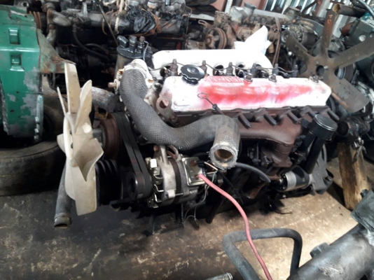 เครื่อง ISUZU 6BD1 เครื่องดี ไม่หลวม พร้อมใช้งาน