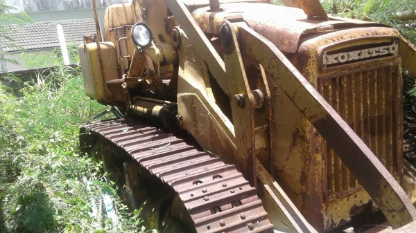ขาย รถแทรคเตอร์ KOMATSU D50S-15 บุ้งกี๋ เครื่องดี เกียร์ดี ช่วงล่างเต็ม รถพร้อมใช้งาน เอกสารใบซื้อขาย