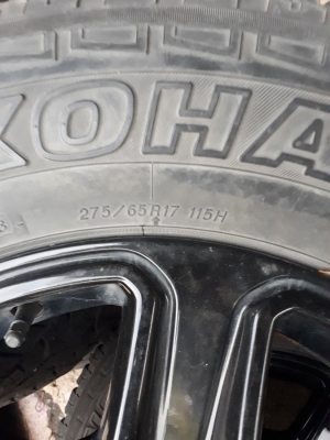 ขายล้อแม็คติดรถ Ford Renger  275/65 - 17 พร้อมยาง YOKOHAMA เดิมๆ ใช้น้อยครับ