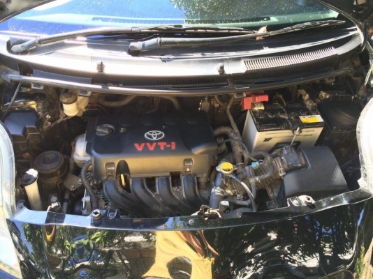 TOYOTA YARIS 2013