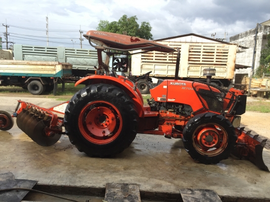 ขายรถไถคูโบต้า 7040 อุปกรณ์ 2 ชิ้น ใบมีด กับจาน 6 ขายรถไถคูโบต้า 7040 อุปกรณ์ 2 ชิ้น ใบมีด กับจาน 6