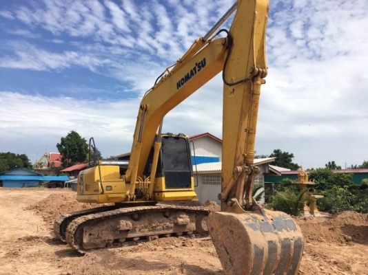 ขาย 1,485,000 บาท KOMATSU PC160-8 ทำงาน 9,077 ชม .  เครื่องดี ปั้มแรง โช่หนา เอวแน่น ไฟฟ้าครบ เอกสารเอินวอยท์   รถอยู่ จ.ร้อยเอ็ด โทร&amp;ไอดีไลน์ 0610710295