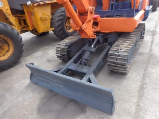 ขาย ยี่ห้อ : KUBOTA  แบบ : KX-033 (ขนาดPc35)  ราคา  290,000 บาท (ต่อรองได้คะ) รถเก่านอกแท้ 100\% มีเอกสารใบอินวอย รถไม่เคยใช่งานในไทย100\% สนใจติดต่อ : 099-907-9273 กิ๊ฟ กมลชนก