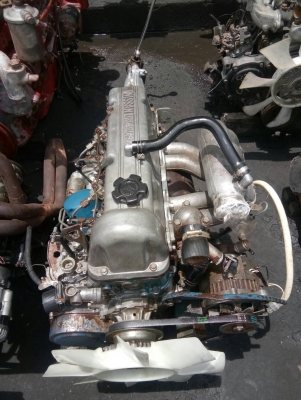 เครื่องยนต์ นิสสัน LD20 เครื่องดีไม่มีไอเกีร์ยดี เครื่องยนต์ นิสสัน LD20 เครื่องดีไม่มีไอเกีร์ยดี