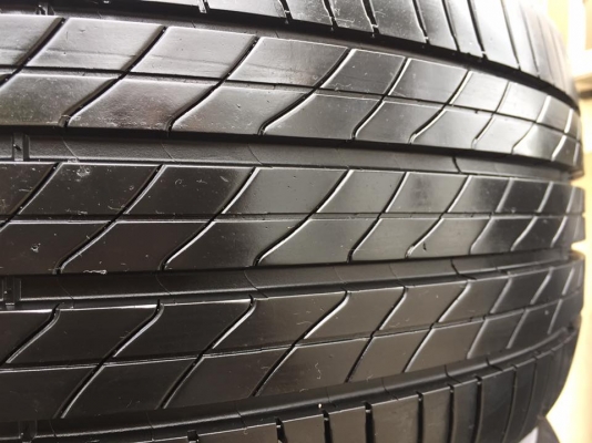 ขายยาง MICHELIN PRIMACY 3ST 225-50-17 ปี16 ดอกเต็ม สภาพสวยมาก ไม่มีปะ ไม่มีตำหนิ ชุดละ 7,500 บาท