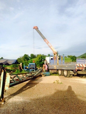 085-7666984 ขายปั้นจั่นสามขาขนาดเล็ก  085-7666984