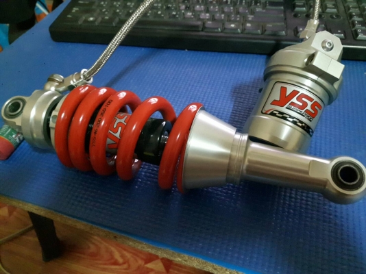 ขายโช๊ค YSS สภาพมือหนึ่ง ราคา 2,000 บาท