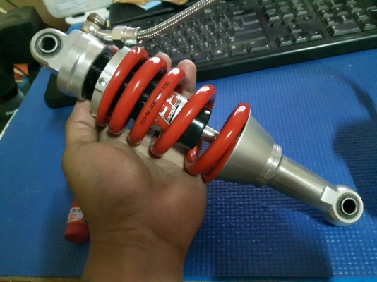 ขายโช๊ค YSS สภาพมือหนึ่ง ราคา 2,000 บาท