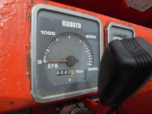 ยี่ห้อ : KUBOTA  แบบ : KH-90 (ขนาดPc35)  ราคา  250,000 บาท (ต่อรองได้คะ) รถเก่านอกแท้ 100\% มีเอกสารใบอินวอย รถไม่เคยใช่งานในไทย100\%  สนใจติดต่อ - สอบถาม   โทร : 099-907-9273 กิ๊ฟ กมลชนก  ไอดี ไลน์ : gift_174 (หรือบันทึกเบอร์)