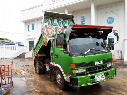 ขาย 545,000 บาท ISUZU ROCKY 195 แรง ดั้ม 5 คิว ยาว 3.6 เมตร กว้าง 2.1 เมตร เครื่อง 6HE1-195 แรง หัวบ