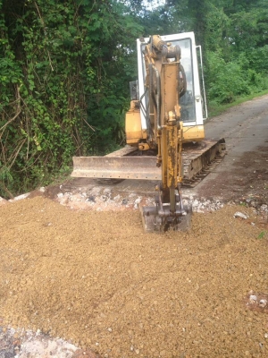 ต้องการขายรถขุด KOMATSU PC 40 - รุ่น 6 รถพร้อมใช้งาน ต้องการขายรถขุด KOMATSU PC 40 - รุ่น 6 รถพร้อมใช้งาน