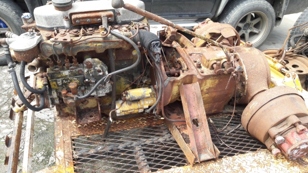 เครืองMITSUBISHI รหัส S4E ตัดจาก ฟอร์คลิฟ 2.5 ตัน พร้อมเกียร์และเฟืองท้าย ครบชุด